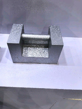 穴を調整するステンレス鋼の重量調整 正確な測定のための重量 密度 Ρ 7300 ± 200 kg/m3